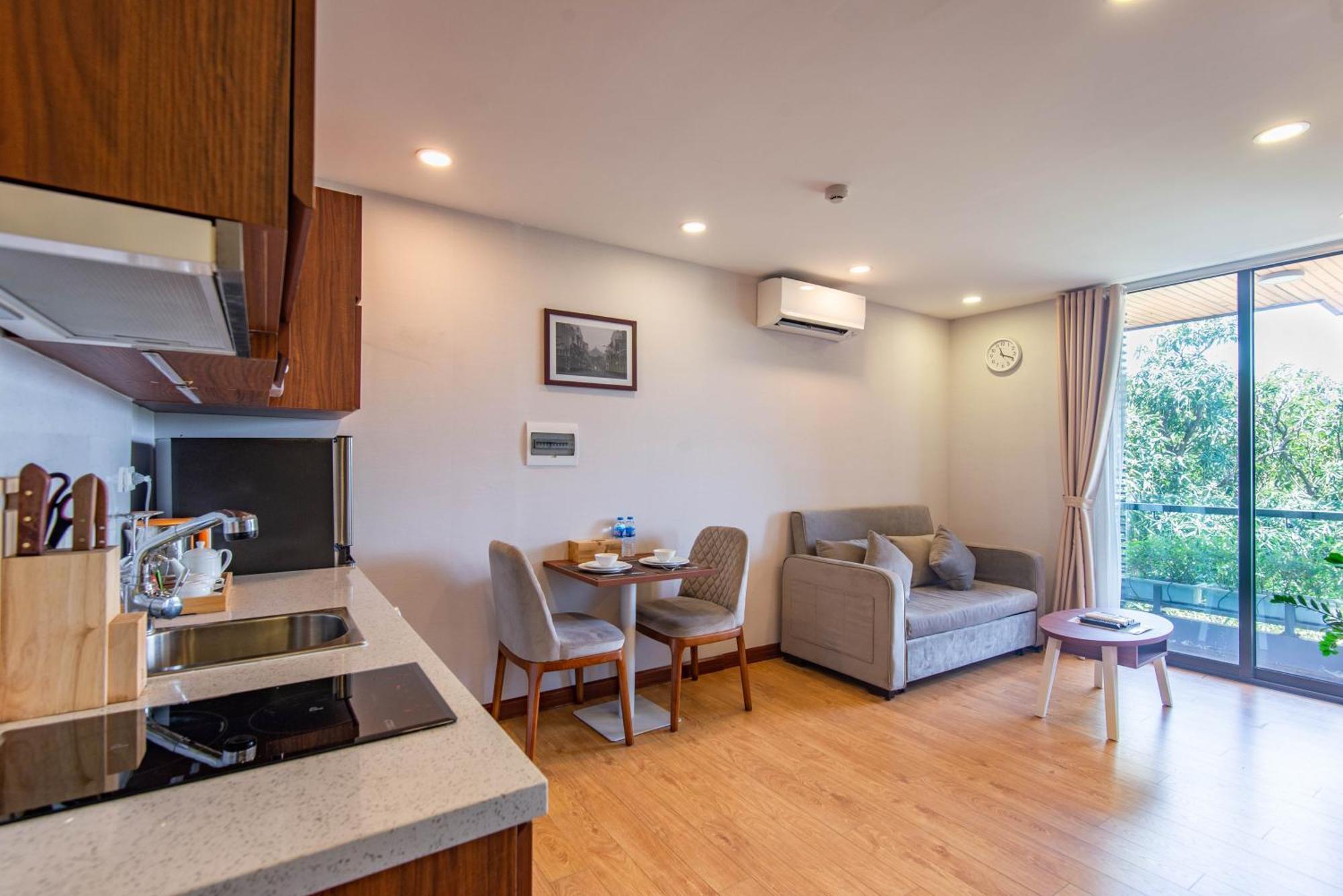 Sunny Moon West Lake Apartment Ханой Номер фото