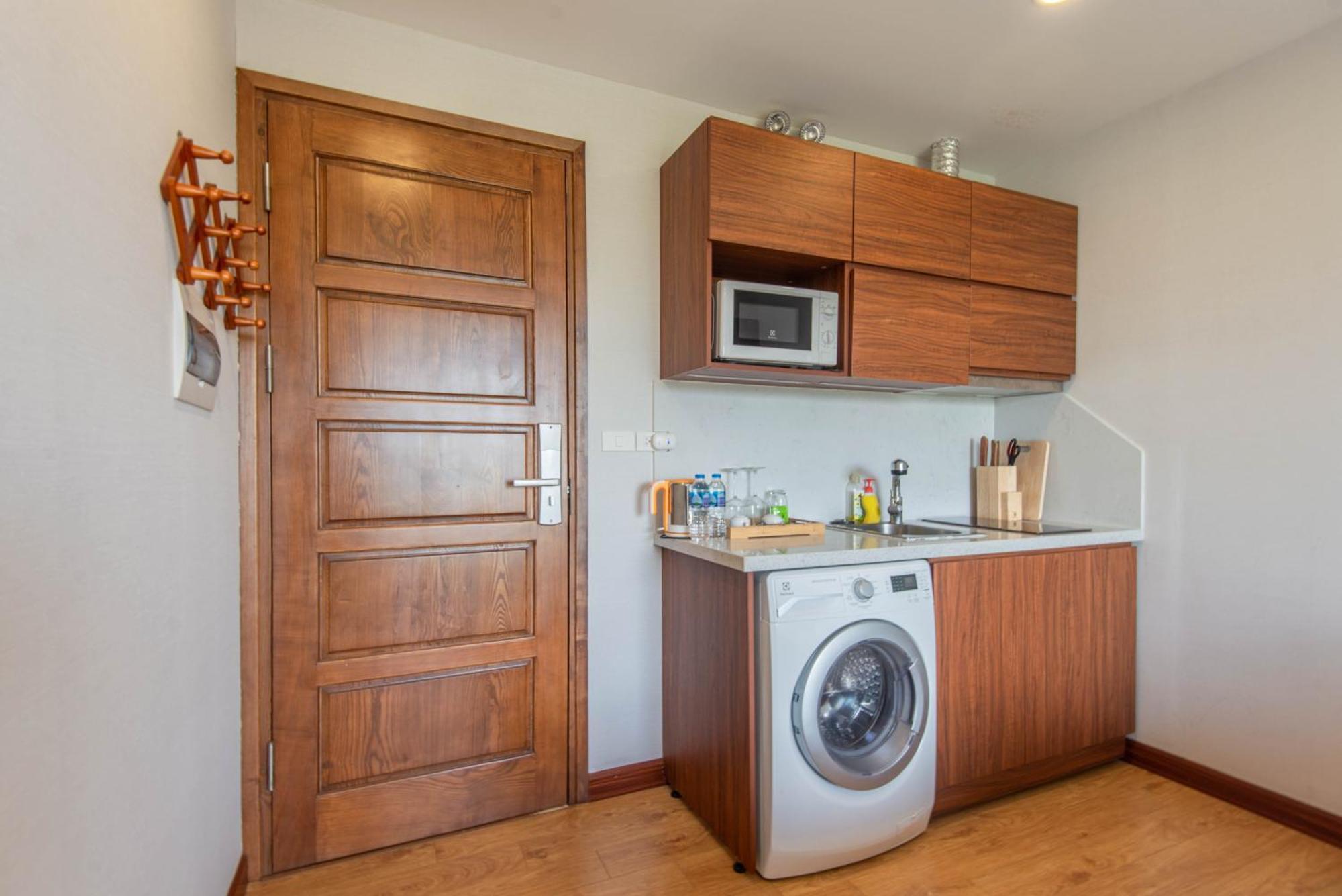 Sunny Moon West Lake Apartment Ханой Номер фото